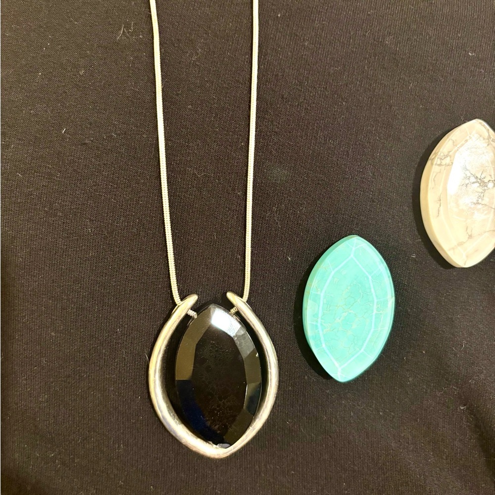 Elegant Silver and Black vintage Pendant Necklace, with turquoise and Labrador